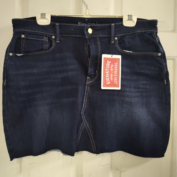 Signature by Levi Strauss Denim Skirt - Picture 1 of 8